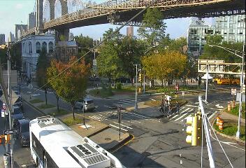 BB-22 BQE @ Old Fulton St
