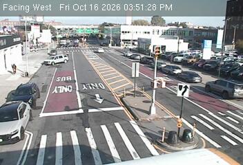 Northern Blvd @ 61 St